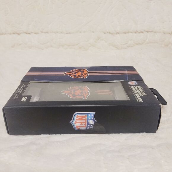 NFL Chicago Bears Wireless Charging Power Bank 5K mAh 10 Watt Suction Cups New - Picture 8 of 10